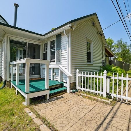 Boyne City Cottage Walk To Downtown And Lake! Eksteriør bilde