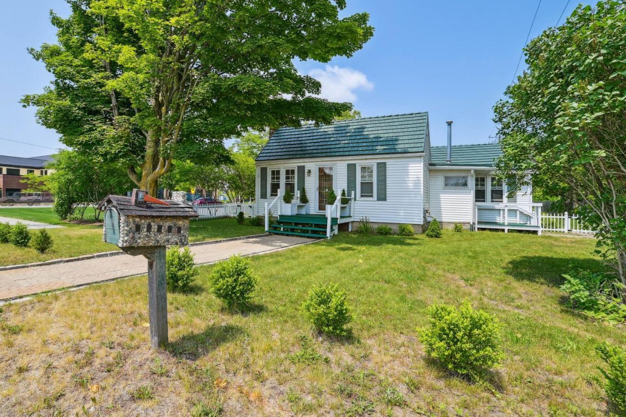 Boyne City Cottage Walk To Downtown And Lake! Eksteriør bilde
