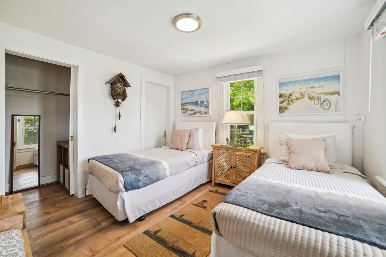 Boyne City Cottage Walk To Downtown And Lake! Eksteriør bilde